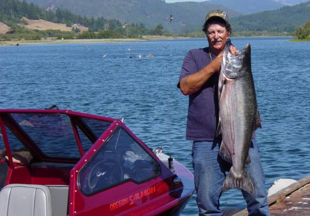 Fish The World Famous Rogue River With Mel: Rogue River Chinook Salmon Fishing at Gold Beach, Oregon
